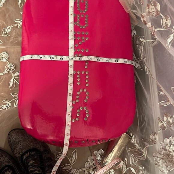 Red ‘Rock Star’ Studded Suitcase with Latch Lock - Picture 8 of 13